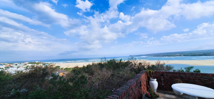 4 Bedroom Property for Sale in Witsand Western Cape